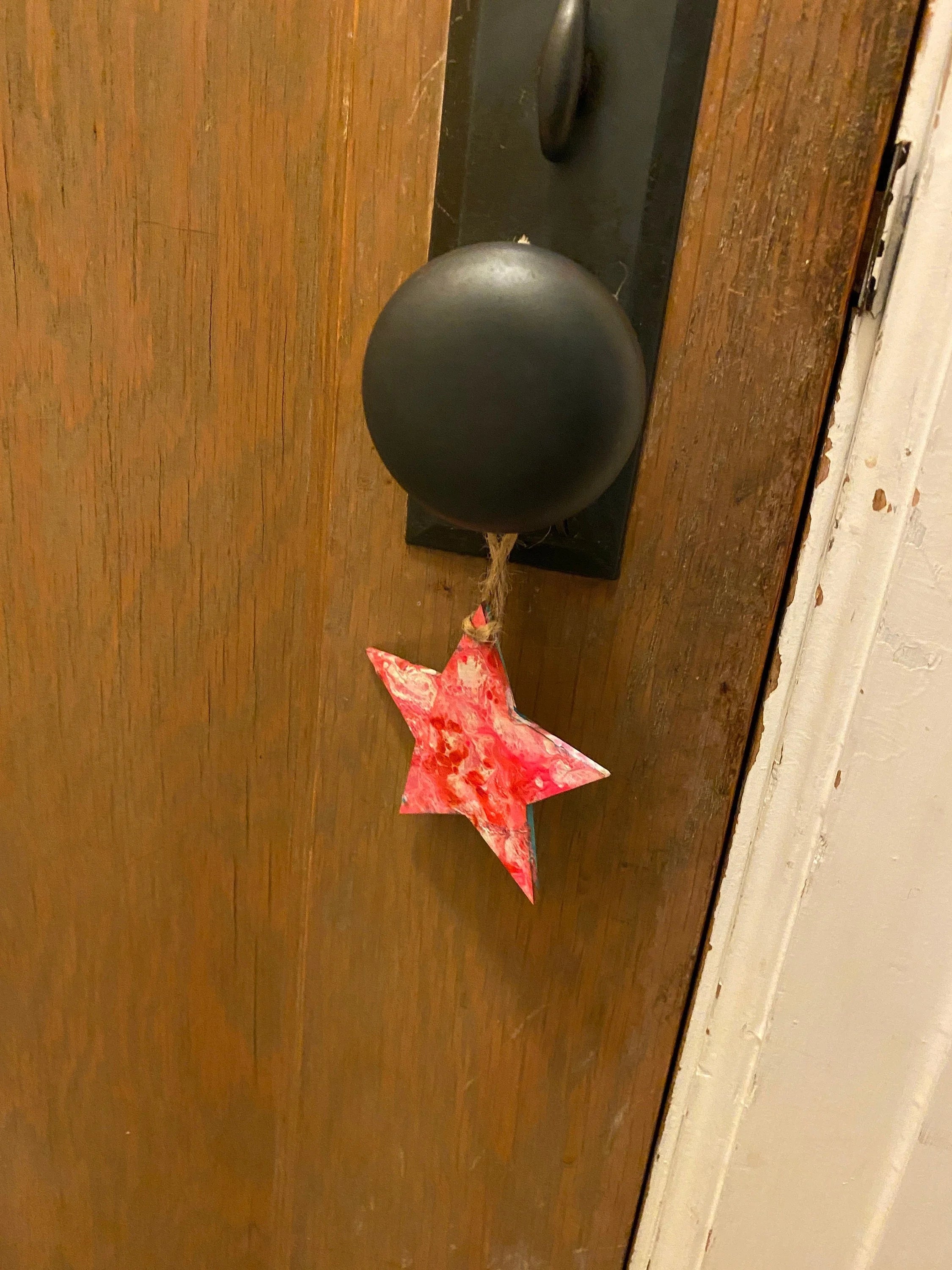 Wooden Pour Painted Star Decorations